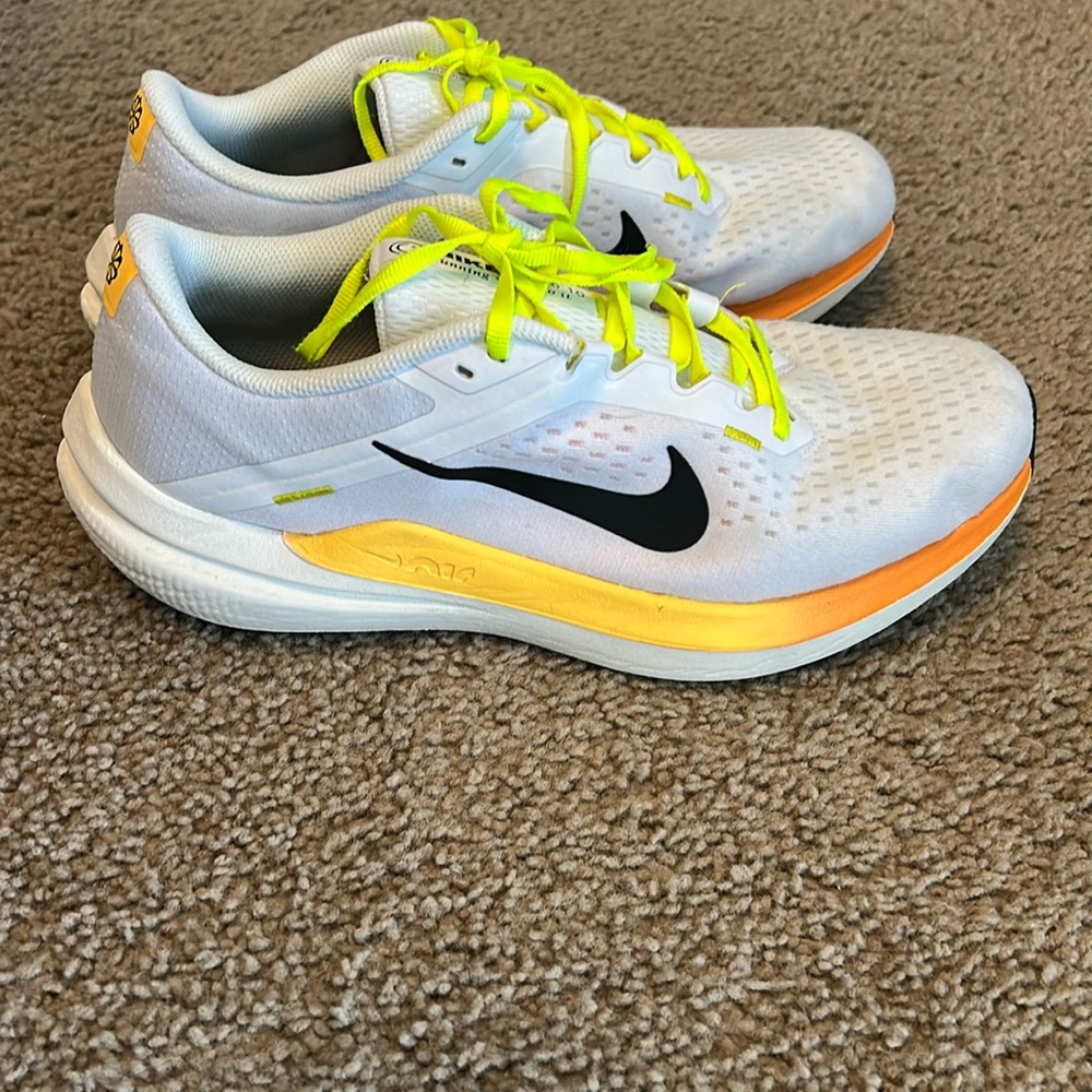 Nike Winflo 10 Running White/Citron Pulse/Vivid Orange/Black DV4023 101 Sz 11